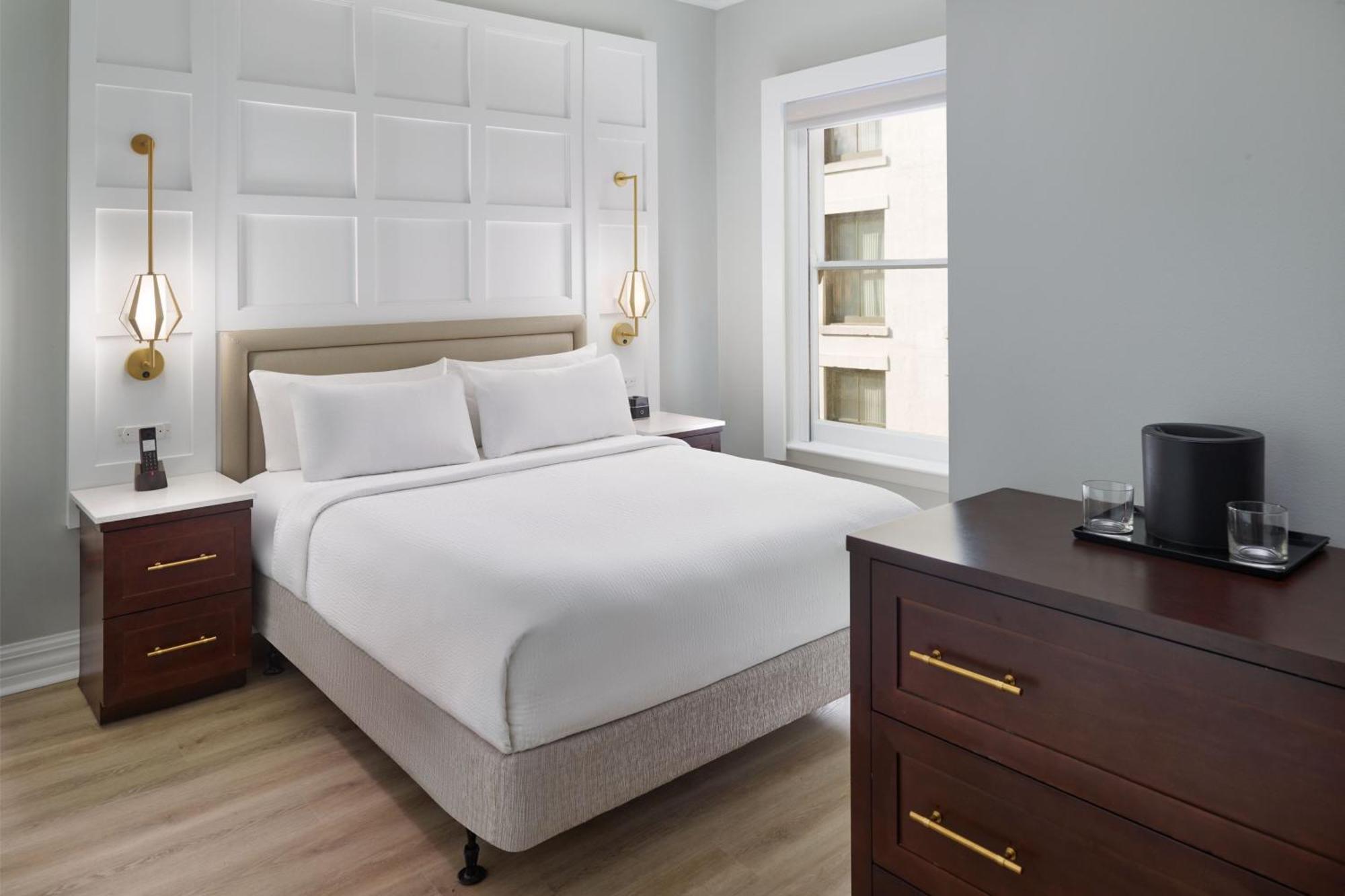 Courtyard By Marriott New Orleans French Quarter/Iberville Екстер'єр фото