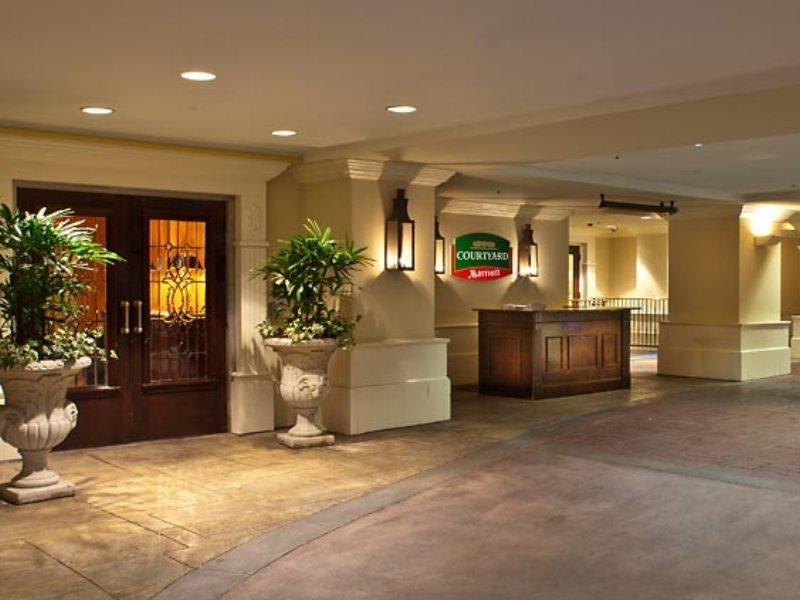 Courtyard By Marriott New Orleans French Quarter/Iberville Інтер'єр фото